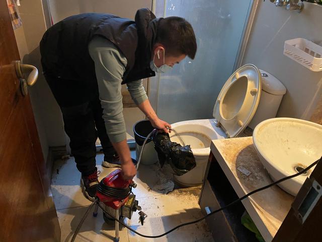 望花马桶疏通-疏通下水道