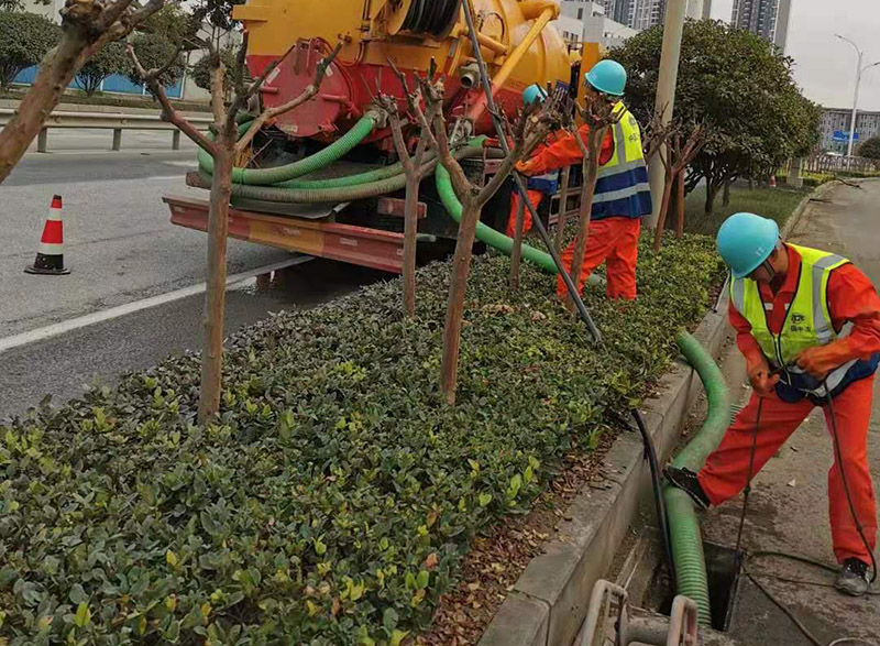 望花市政管道清淤