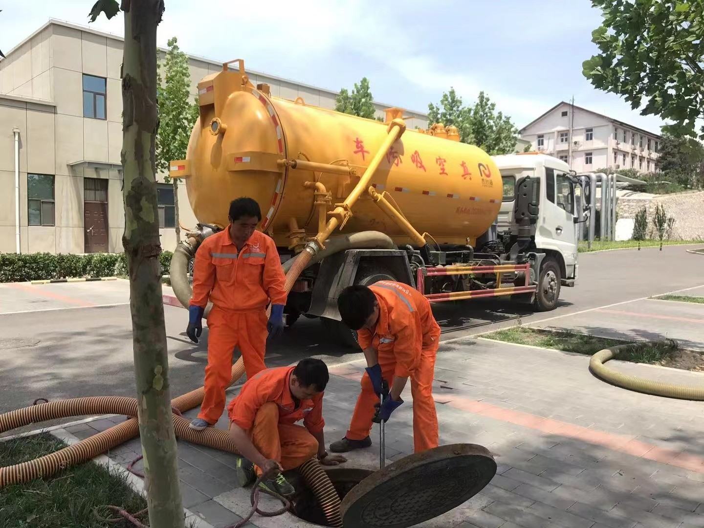 望花化粪池清理与5-8吨吸粪车施工效率分析